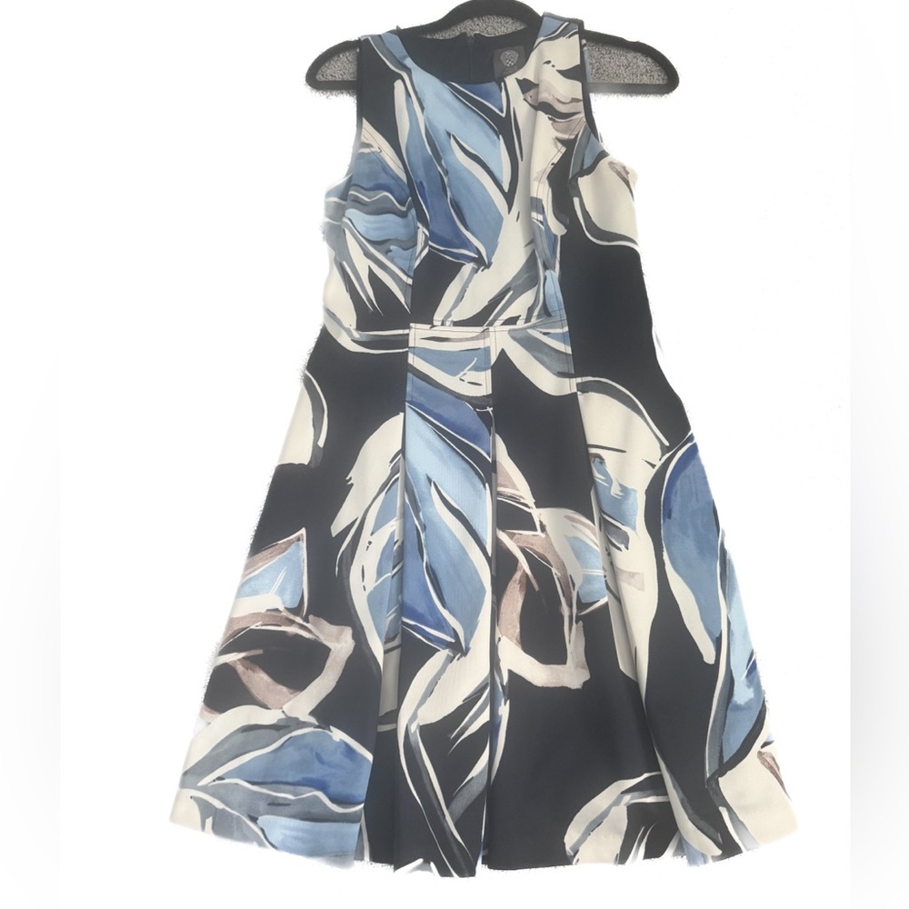 Elegant Blue Black Patterned Dress floral navy cream white 8 a line sleeveless